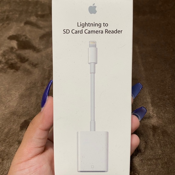 Lighting to SD Card Camera Reader - Picture 1 of 2